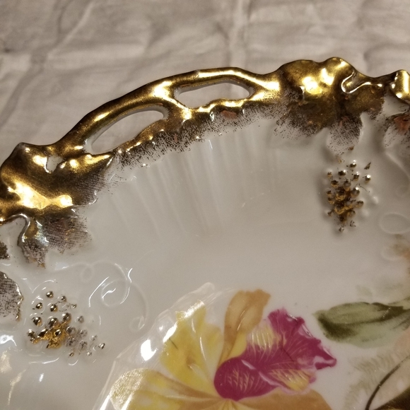 Rare Antique RS Prussia molded grapes hand painted large bowl and 4 smaller ones - Picture 15 of 16